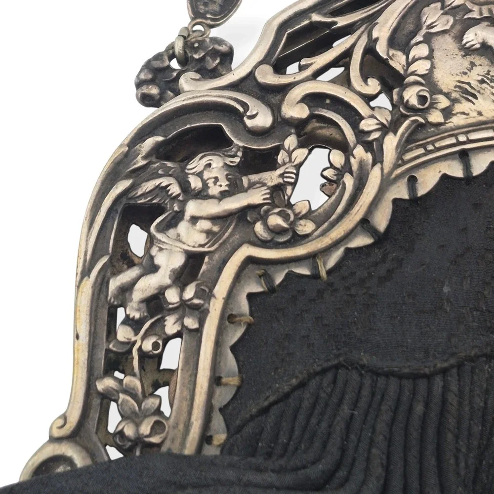Antique Sterling Silver Cherub Opera Purse S1 Medallion Chain 11.5oz Victorian